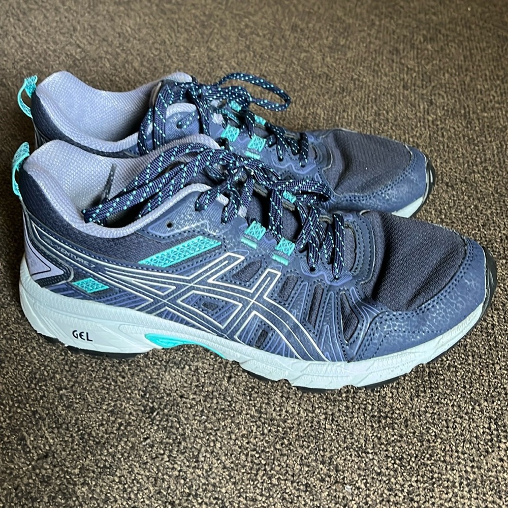 Women’s ASICS Gel Venture 7 Shoes Size 7.5
